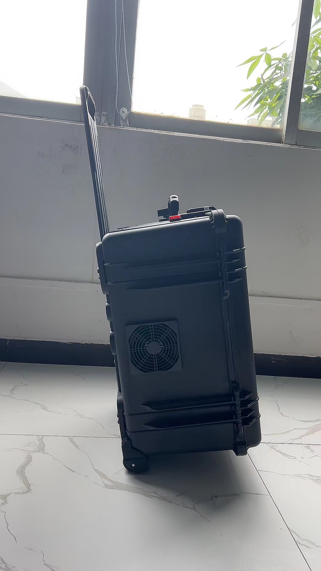 梅州手拉箱型移动通信干扰器